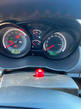 FORD FIESTA 1.6 ROCAM SEDAN 8V FLEX 4P MANUAL