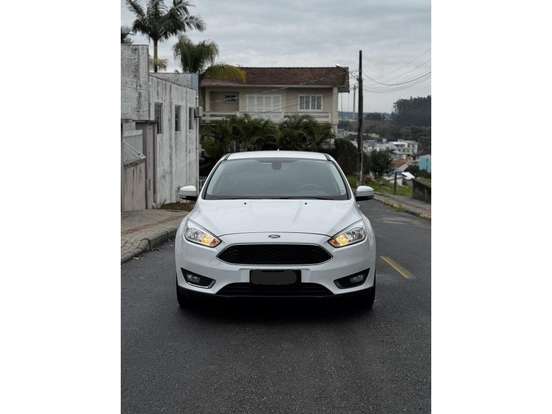 FORD-FOCUS-2018