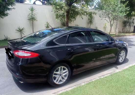 FORD-FUSION-2014