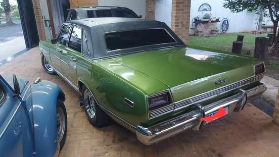 FORD-GALAXIE-1975