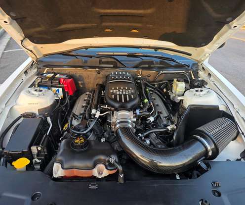 FORD-MUSTANG-2010