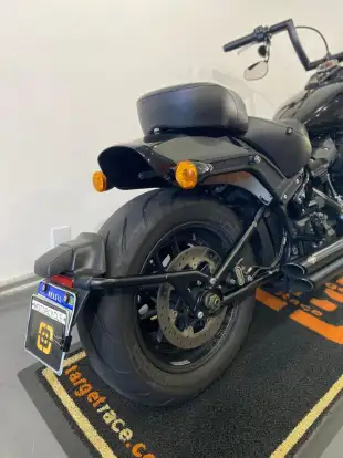 HARLEY-DAVIDSON-SOFTAIL FAT BOB 107-2018