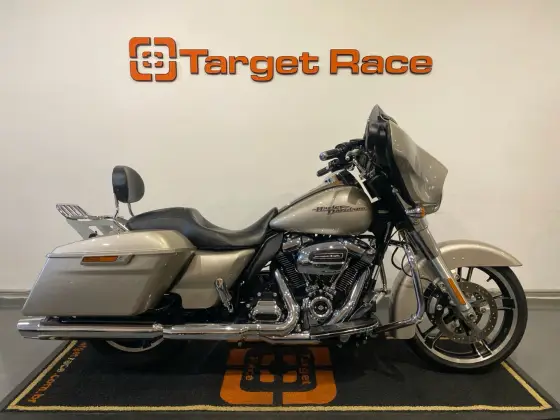 HARLEY-DAVIDSON STREET GLIDE HARLEY-DAVIDSON STREET GLIDE