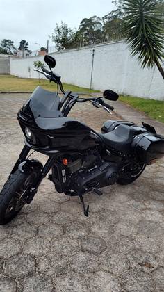 HARLEY-DAVIDSON LOW RIDER ST 