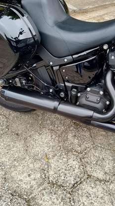 HARLEY-DAVIDSON-LOW RIDER ST-2023