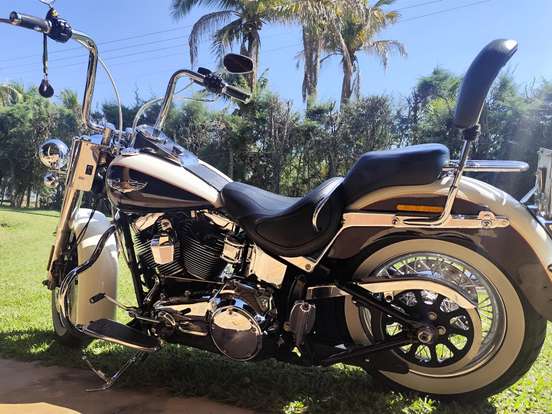 HARLEY-DAVIDSON-SOFTAIL DELUXE HARLEY-DAVIDSON-SOFTAIL DELUXE-2011