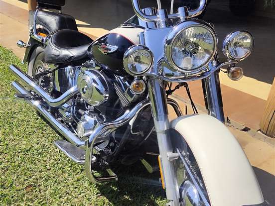 HARLEY-DAVIDSON-SOFTAIL DELUXE HARLEY-DAVIDSON-SOFTAIL DELUXE-2011