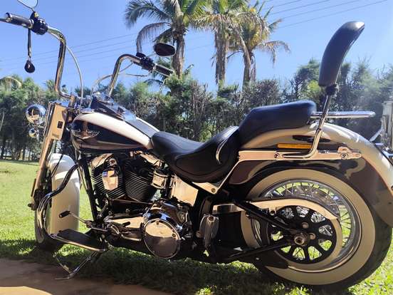 HARLEY-DAVIDSON-SOFTAIL DELUXE HARLEY-DAVIDSON-SOFTAIL DELUXE-2011