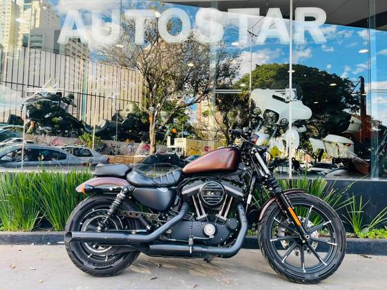 HARLEY-DAVIDSON SPORTSTER IRON 883 