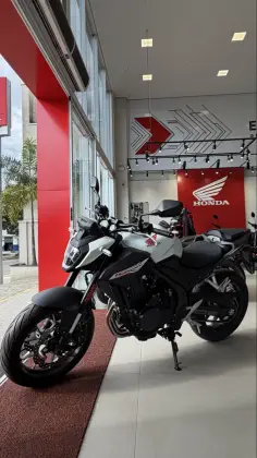HONDA CB 500 HORNET HONDA CB 500 HORNET