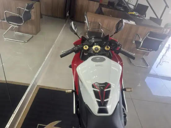 HONDA-CBR 600F-2013