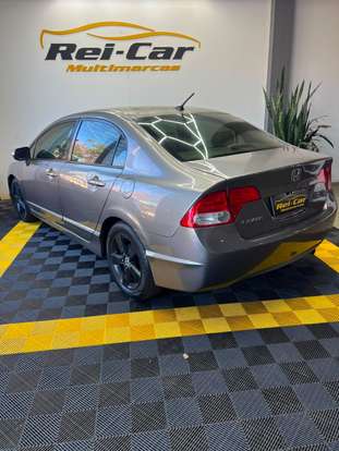 HONDA-CIVIC-2010