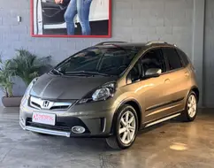 HONDA FIT 1.5 TWIST 16V FLEX 4P AUTOMÁTICO HONDA FIT 1.5 TWIST 16V FLEX 4P AUTOMÁTICO