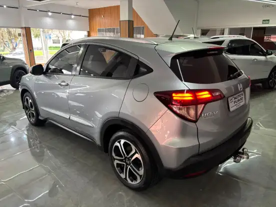 HONDA-HR-V-1.8 16V FLEX TOURING 4P AUTOMÁTICO HONDA-HR-V-2018