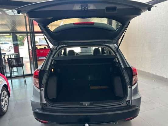 HONDA-HR-V-1.8 16V FLEX TOURING 4P AUTOMÁTICO HONDA-HR-V-2018