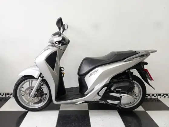 HONDA SH 150i HONDA SH 150i