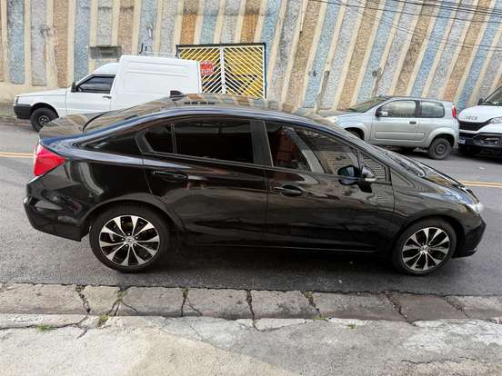 HONDA-CIVIC-2.0 LXR 16V FLEX 4P AUTOMÁTICO HONDA-CIVIC-2014
