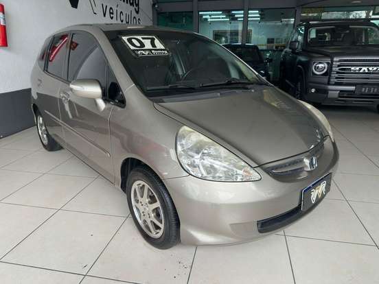 HONDA-FIT-2006