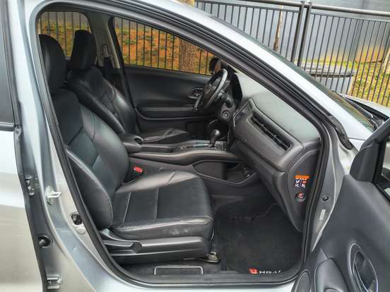 HONDA-HR-V-1.8 16V FLEX TOURING 4P AUTOMÁTICO HONDA-HR-V-2017