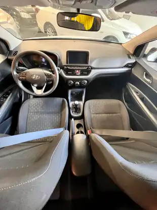 HYUNDAI-HB20-2023