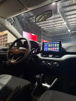 HYUNDAI-HB20-2023