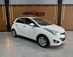 HYUNDAI HB20 1.6 PREMIUM 16V FLEX 4P MANUAL HYUNDAI HB20 1.6 PREMIUM 16V FLEX 4P MANUAL