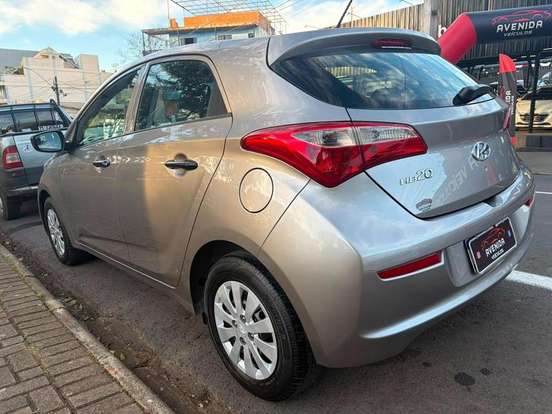 HYUNDAI-HB20-2018