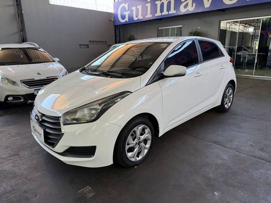 HYUNDAI HB20 1.0 COMFORT PLUS 12V FLEX 4P MANUAL