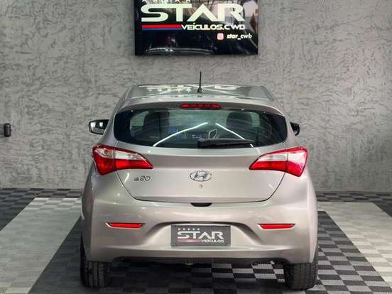 HYUNDAI-HB20-1.0 COMFORT STYLE 12V FLEX 4P MANUAL HYUNDAI-HB20-2016
