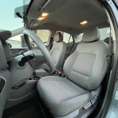 HYUNDAI-HB20S-2023