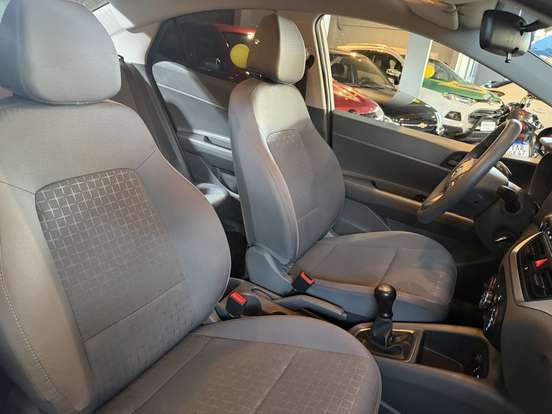 HYUNDAI-HB20S-1.0 12V FLEX COMFORT PLUS MANUAL HYUNDAI-HB20S-2024
