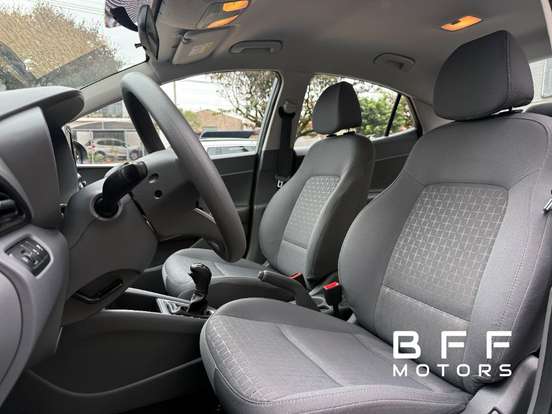 HYUNDAI-HB20S-2024