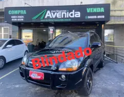 HYUNDAI TUCSON 2.0 MPFI GLS 16V 143CV 2WD GASOLINA 4P AUTOMÁTICO HYUNDAI TUCSON 2.0 MPFI GLS 16V 143CV 2WD GASOLINA 4P AUTOMÁTICO