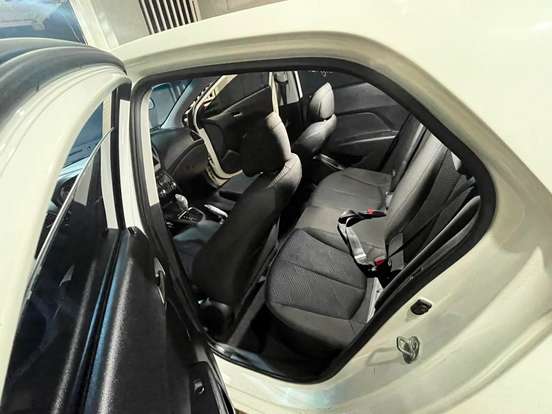 HYUNDAI-HB20-1.6 COMFORT PLUS 16V FLEX 4P AUTOMÁTICO HYUNDAI-HB20-2012