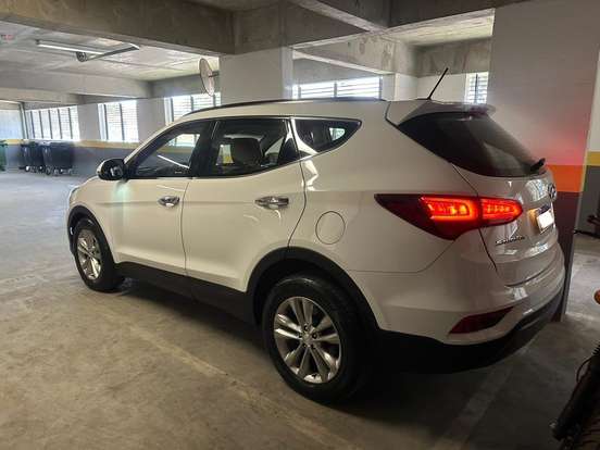 HYUNDAI-SANTA FÉ-3.3 MPFI 4X4 7 LUGARES V6 270CV GASOLINA 4P AUTOMÁTICO HYUNDAI-SANTA FÉ-2017