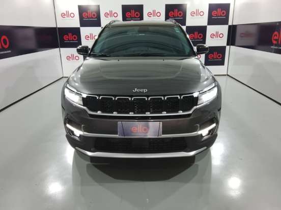 JEEP-COMMANDER-2023