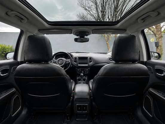 JEEP-COMPASS-2.0 16V FLEX LONGITUDE AUTOMÁTICO JEEP-COMPASS-2017