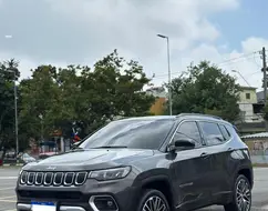 JEEP COMPASS 2.0 TD350 TURBO DIESEL LIMITED AT9 JEEP COMPASS 2.0 TD350 TURBO DIESEL LIMITED AT9