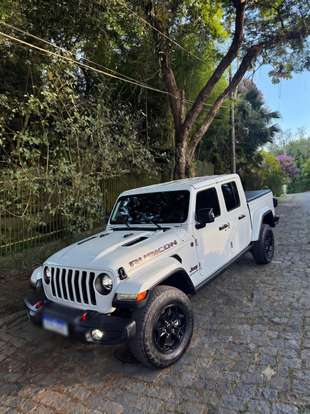 JEEP-GLADIATOR-2023