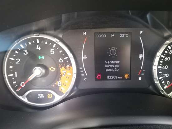 JEEP-RENEGADE-2019