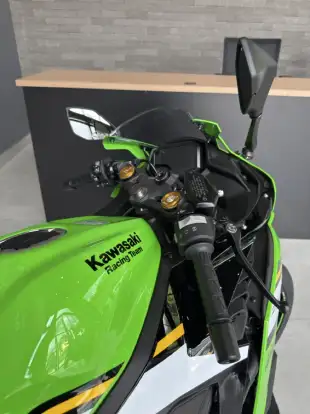 KAWASAKI-NINJA ZX-4RR-2026