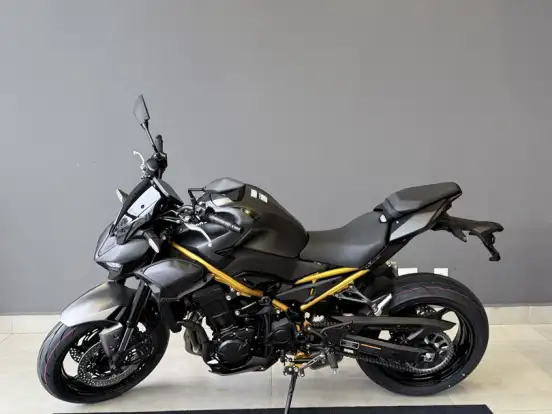 KAWASAKI-Z900 KAWASAKI-Z900-2026