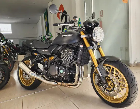 KAWASAKI Z900RS R EDITION 