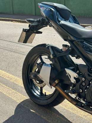 KAWASAKI-NINJA 400-2019