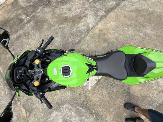 KAWASAKI-NINJA ZX-4R-2025