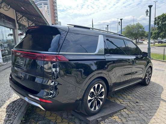 KIA-CARNIVAL-2021