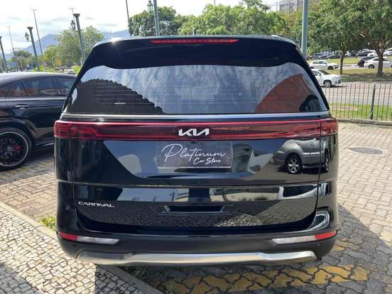 KIA-CARNIVAL-2021