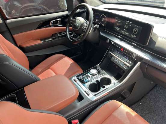 KIA-CARNIVAL-2021
