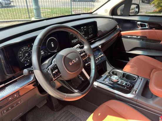 KIA-CARNIVAL-2021