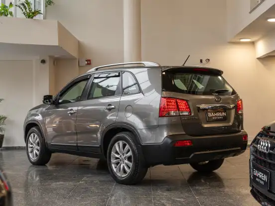 KIA-SORENTO-3.5 V6 GASOLINA EX 7L AUTOMATICO KIA-SORENTO-2010